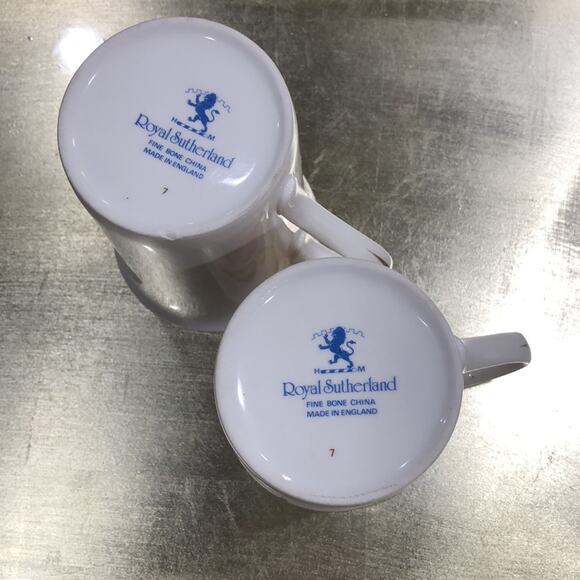 Pair of Royal Sutherland Fruit Motif Fine Bone China Gold Edge Coffee Mugs - Picture 4 of 6